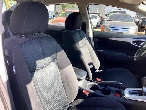 Used 2013 Nissan Sentra SR w/ Driver Pkg image 27