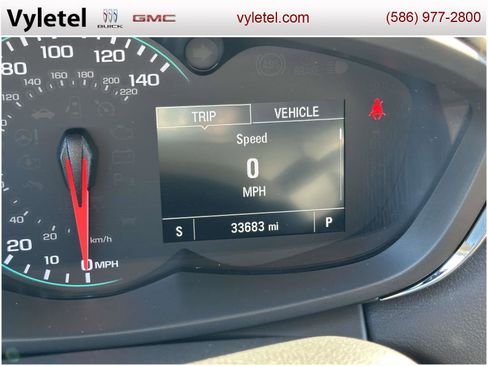 Certified 2022 Chevrolet Trax LT w/ LT Convenience Package image 21