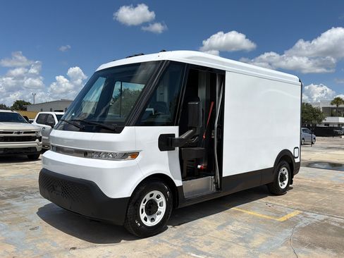 Used 2024 Chevrolet Brightdrop 400 w/ Commercial Equipment Package AWD/4WD image 1