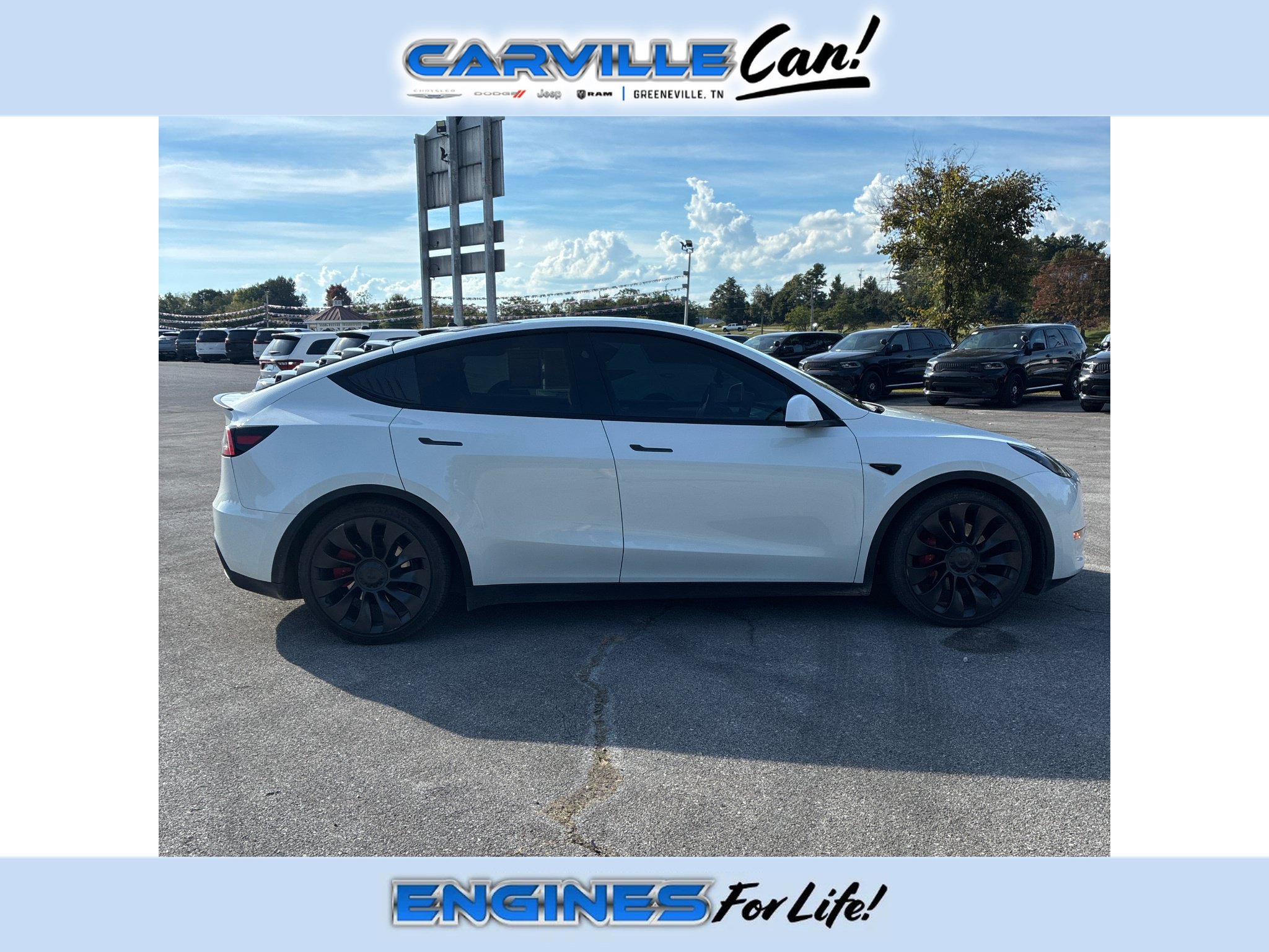Used 2023 Tesla Model Y Performance AWD/4WD image 4