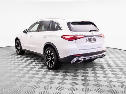 New 2025 Mercedes-Benz GLC 350e 4MATIC image 3