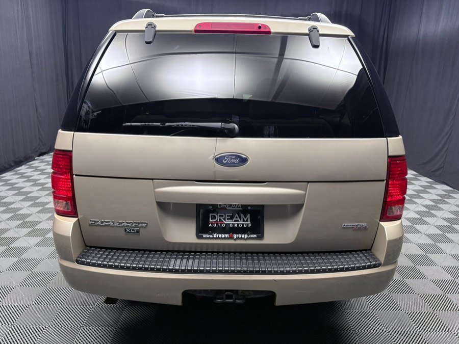 Used 2005 Ford Explorer 4WD XLT image 6