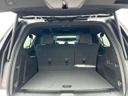 New 2026 GMC Yukon XL Elevation w/ Elevation Premium Package AWD/4WD image 37