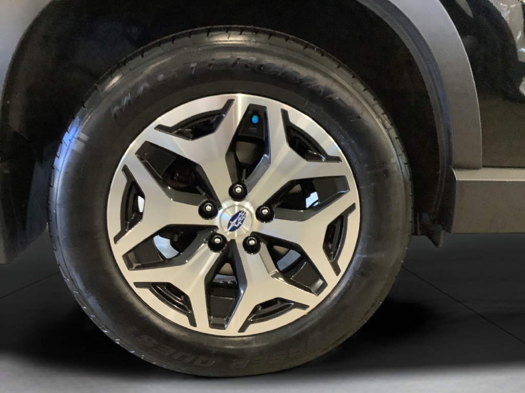 Certified 2023 Subaru Forester Premium AWD/4WD image 22