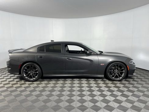 Certified 2022 Dodge Charger Scat Pack w/ Plus Group image 5