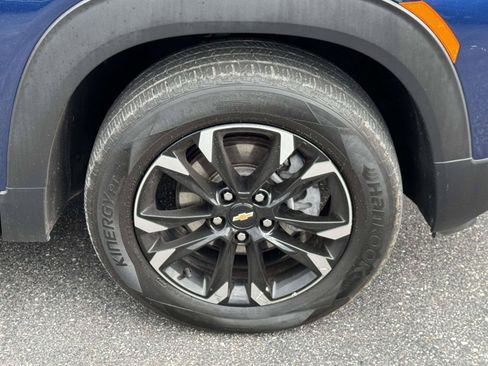 Used 2022 Chevrolet TrailBlazer LT w/ Convenience Package AWD/4WD image 6