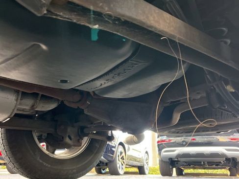 Used 2004 Cadillac Escalade ESV AWD image 9