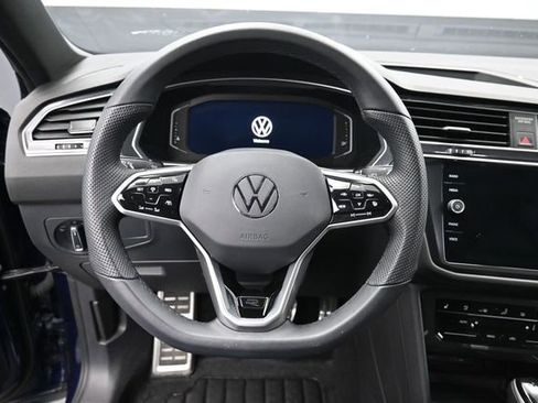 Used 2024 Volkswagen Tiguan SEL R-Line w/ MDO Package, Two-Row AWD/4WD image 16