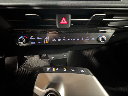 Certified 2023 Kia EV6 Wind w/ Wind Technology Package image 25