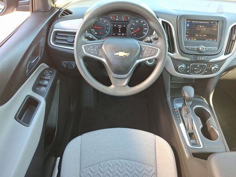 Certified 2022 Chevrolet Equinox LS image 11