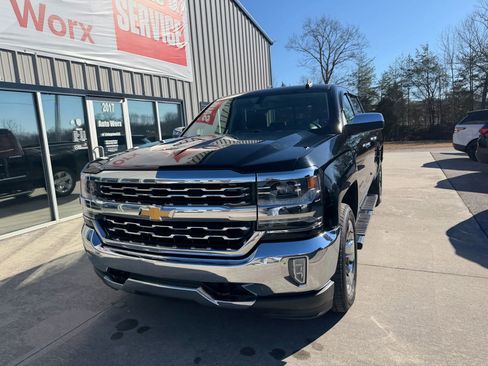 Used 2018 Chevrolet Silverado 1500 LTZ w/ Sport Package image 29