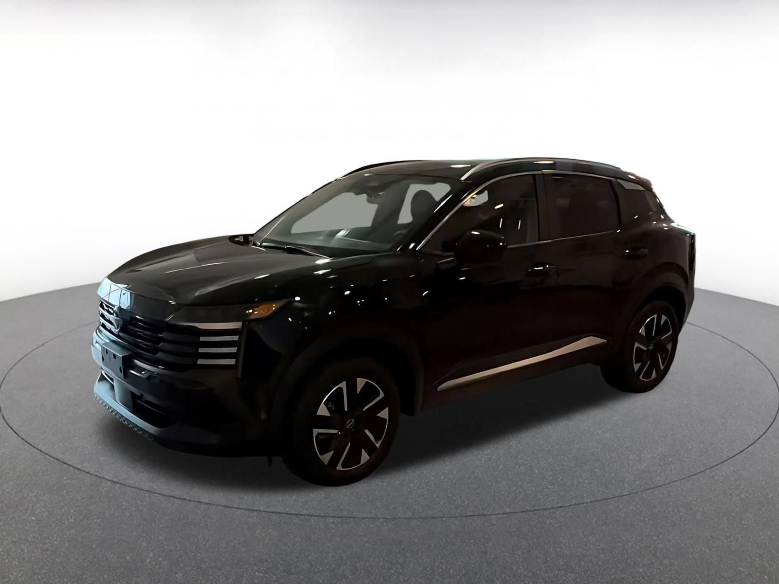 Used 2026 Nissan Kicks SV w/ Cold Weather Package AWD/4WD image 8