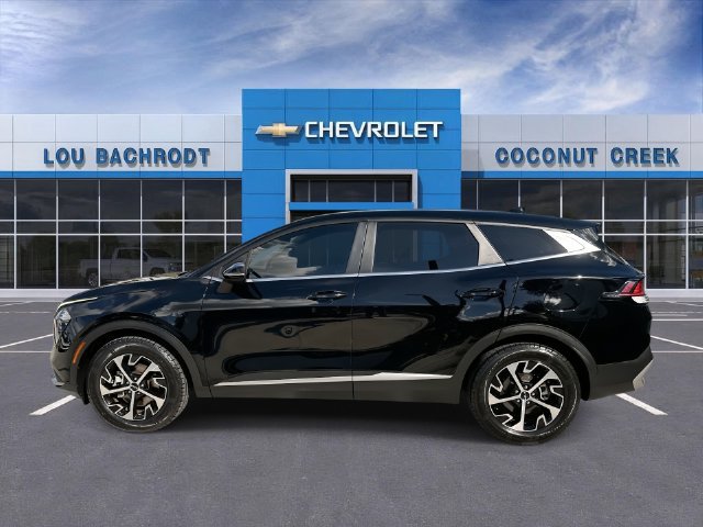 Used 2023 Kia Sportage EX FWD image 5