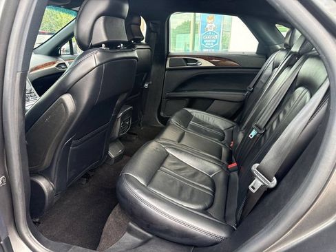 Used 2019 Lincoln MKZ Reserve FWD image 14