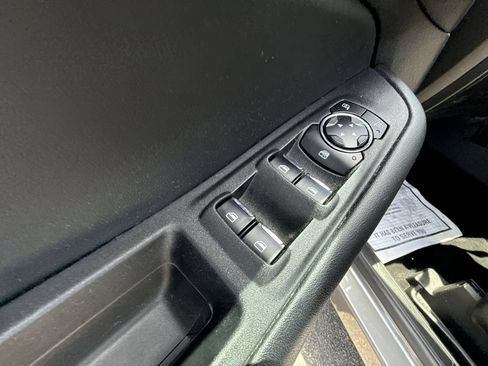 Used 2023 Ford Edge SEL AWD/4WD image 19