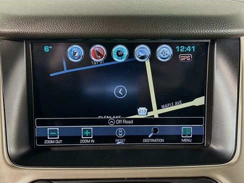 Used 2017 GMC Yukon Denali w/ Open Road Package image 28