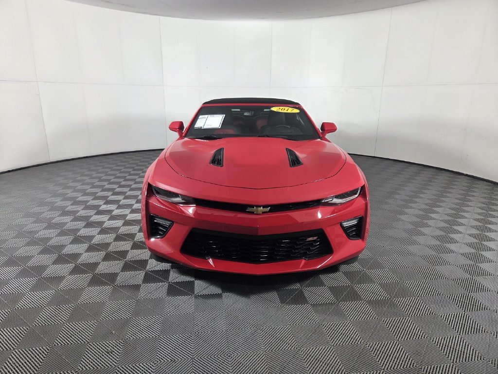 Used 2017 Chevrolet Camaro SS RWD image 3