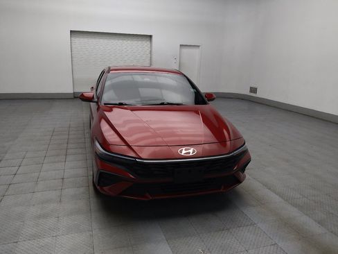 Used 2024 Hyundai Elantra Blue FWD image 14