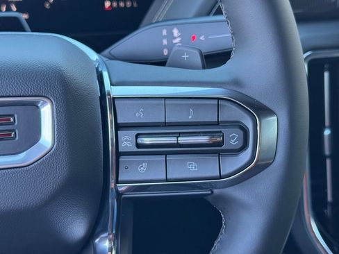 New 2026 GMC Yukon Elevation image 29