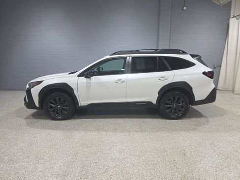 Used 2024 Subaru Outback Onyx Edition XT image 6