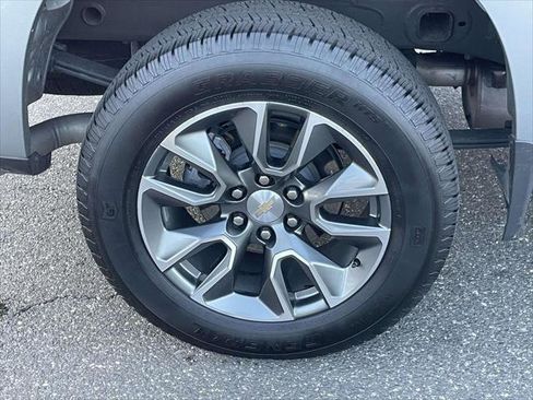 Used 2025 Chevrolet Silverado 1500 LT image 9