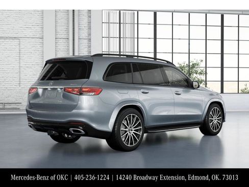 New 2026 Mercedes-Benz GLS 450 4MATIC image 21