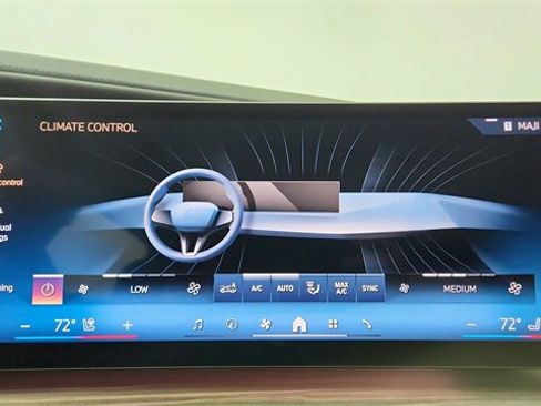 Used 2023 BMW 740i 740i w/ Executive Package image 46