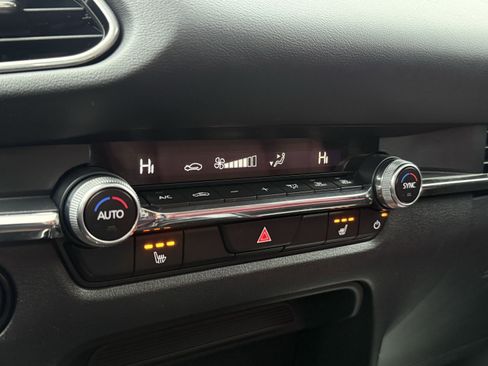 Used 2024 MAZDA CX-30 AWD 2.5 S w/ Preferred Package image 22