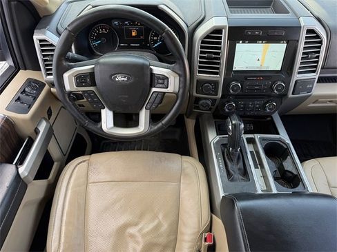 Used 2016 Ford F150 Lariat image 14