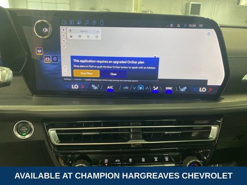 Used 2024 Chevrolet Traverse LT w/ Midnight/Sport Edition AWD/4WD image 18
