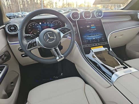 New 2026 Mercedes-Benz GLC 300 image 16