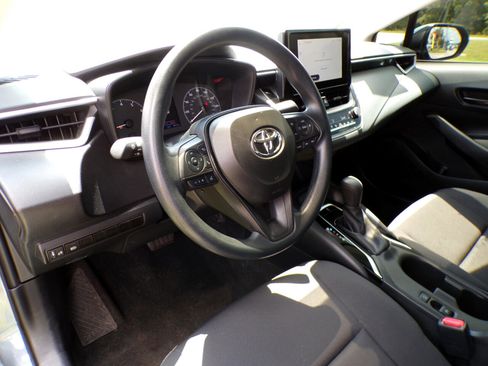 Used 2024 Toyota Corolla LE image 10