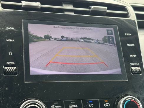 Used 2023 Hyundai Tucson SEL AWD/4WD image 9