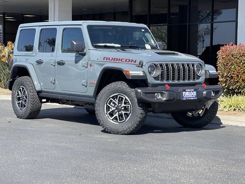 New 2026 Jeep Wrangler Unlimited Rubicon AWD/4WD image 2