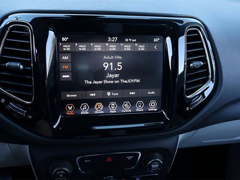 Used 2019 Jeep Compass Limited image 24