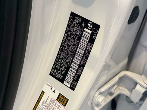 New 2026 Toyota Prius Plug-In Hybrid image 29