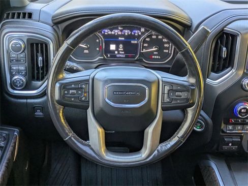 Used 2022 GMC Sierra 3500 Denali image 15