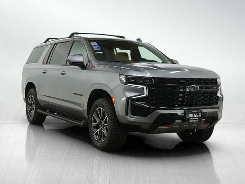 Used 2024 Chevrolet Suburban Z71 AWD/4WD image 9