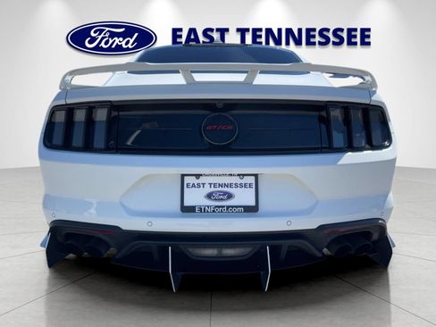 Used 2022 Ford Mustang GT Premium w/ GT Performance Package RWD image 4