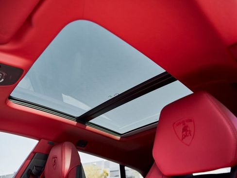 Used 2024 Lamborghini Urus S image 51