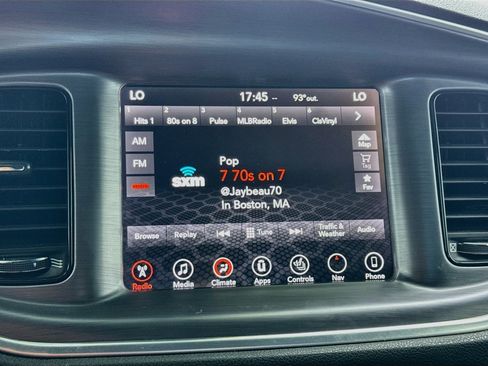 Used 2017 Dodge Charger R/T w/ Navigation & Travel Group RWD image 11