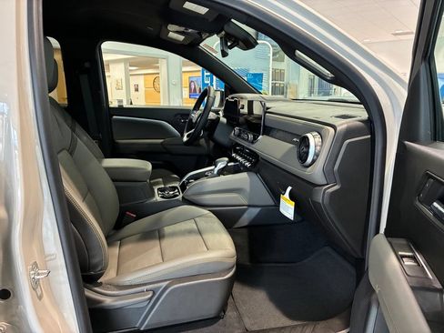 New 2026 Chevrolet Colorado ZR2 AWD/4WD image 25