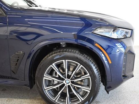 New 2026 BMW X5 xDrive40i w/ M Sport Package AWD/4WD image 13