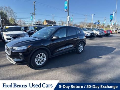 Used 2025 Ford Escape Active w/ Cold Weather Package AWD/4WD image 3