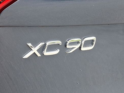 Certified 2023 Volvo XC90 B6 Plus w/ Protection Package Premier AWD/4WD image 33