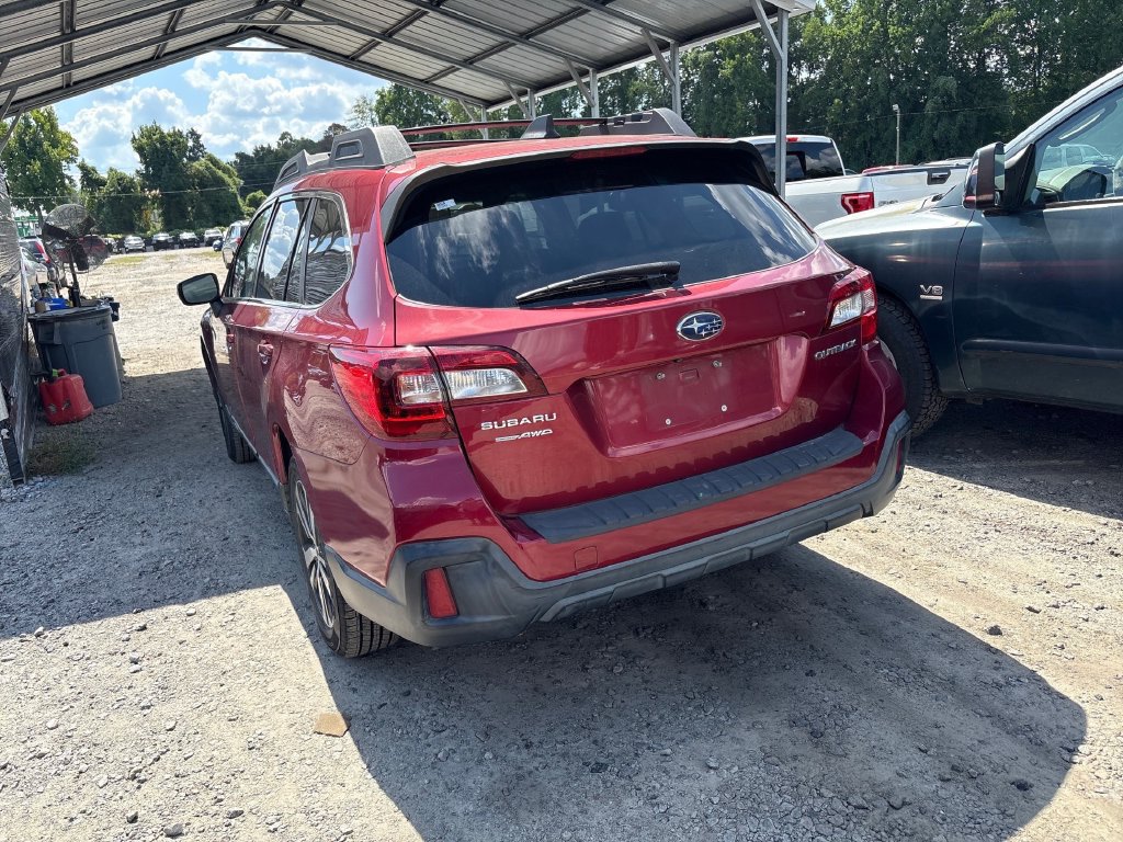 Used 2018 Subaru Outback 2.5i Limited AWD/4WD image 5