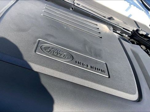 Used 2025 Land Rover Defender 110 S image 40