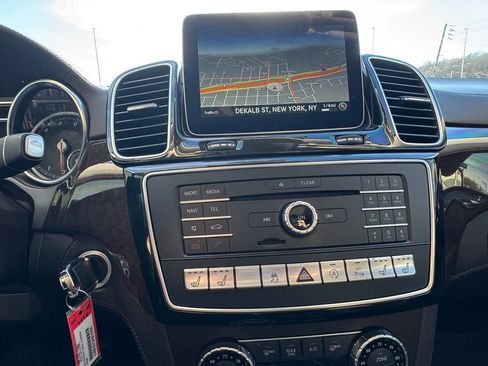 Used 2019 Mercedes-Benz GLS 450 4MATIC image 13