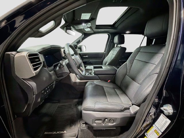 Certified 2025 Toyota Sequoia Limited w/ TRD Off-Road Package AWD/4WD image 17