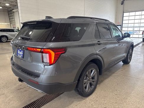 New 2026 Ford Explorer Active w/ Active Comfort Package image 5